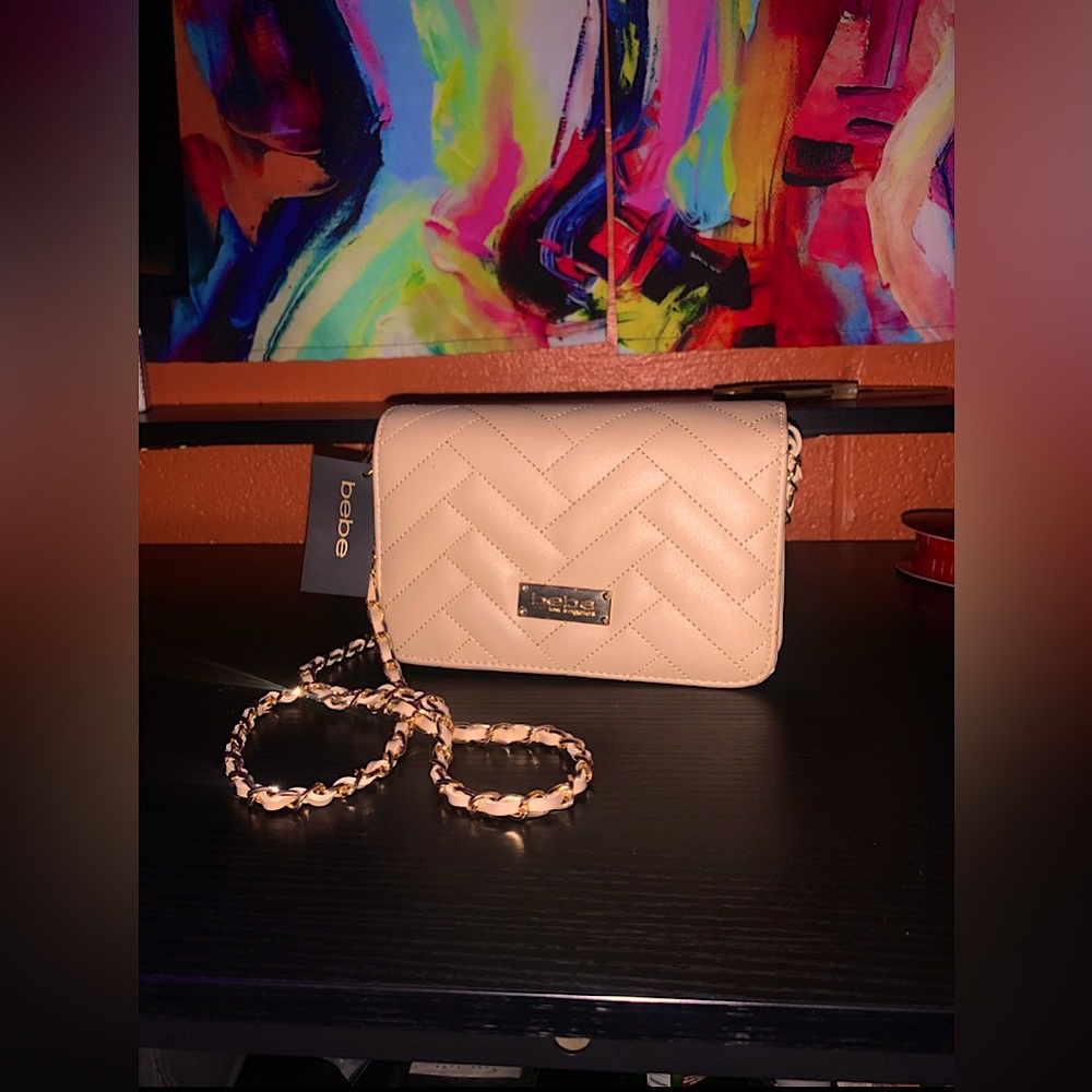 Brand new. Never been used and still has tags I just don’t use so I’m selling